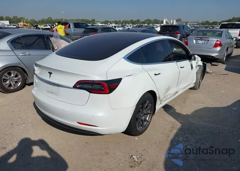 2018 Tesla Model 3 Long Range/Mid Range из США, поврежденный, VIN 5YJ3E1EA8JF035250